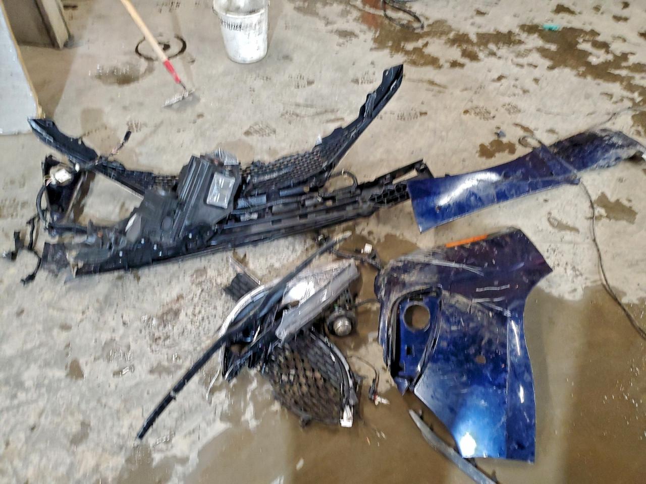 CHRYSLER PACIFICA HYBRID LIMITED