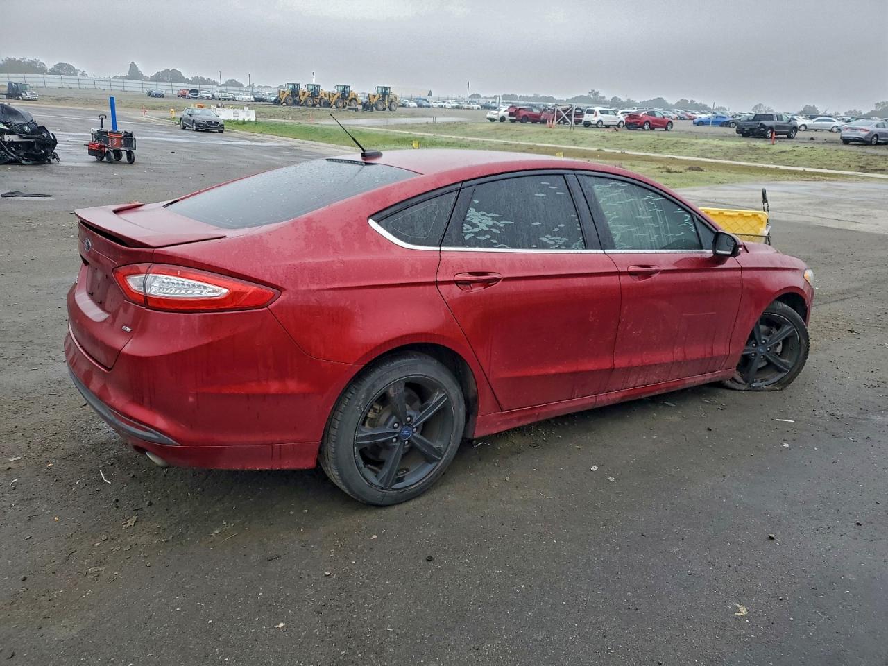 FORD FUSION SE