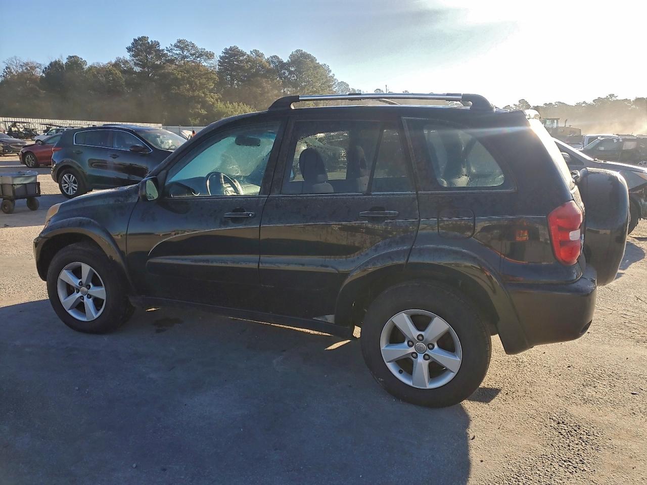 Lot #3316828418 2004 TOYOTA RAV4