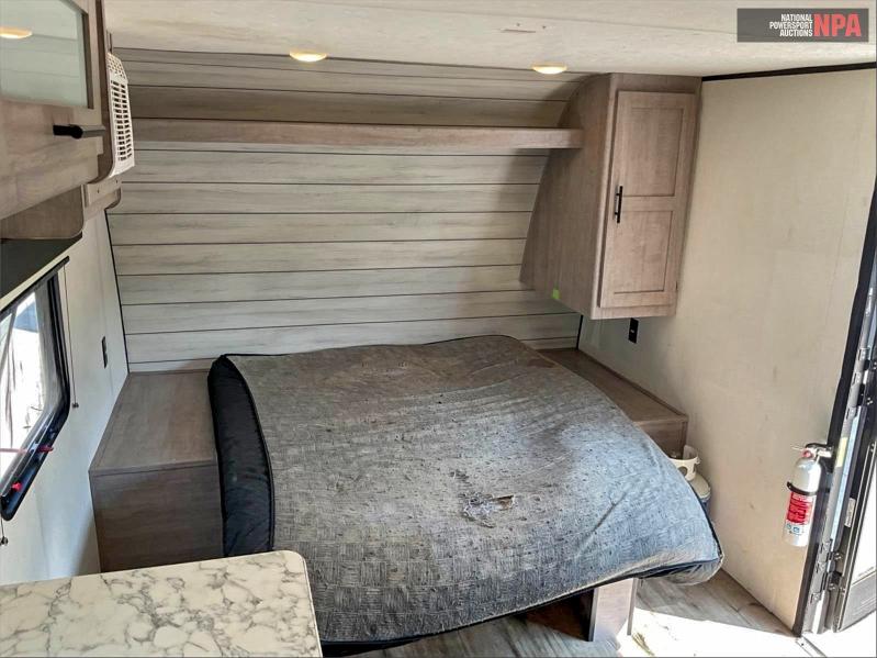 2024 COLEMAN LANTERN #3302728108