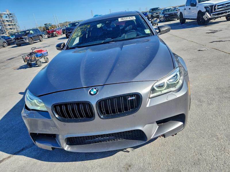 2016 BMW M5 #3310527111