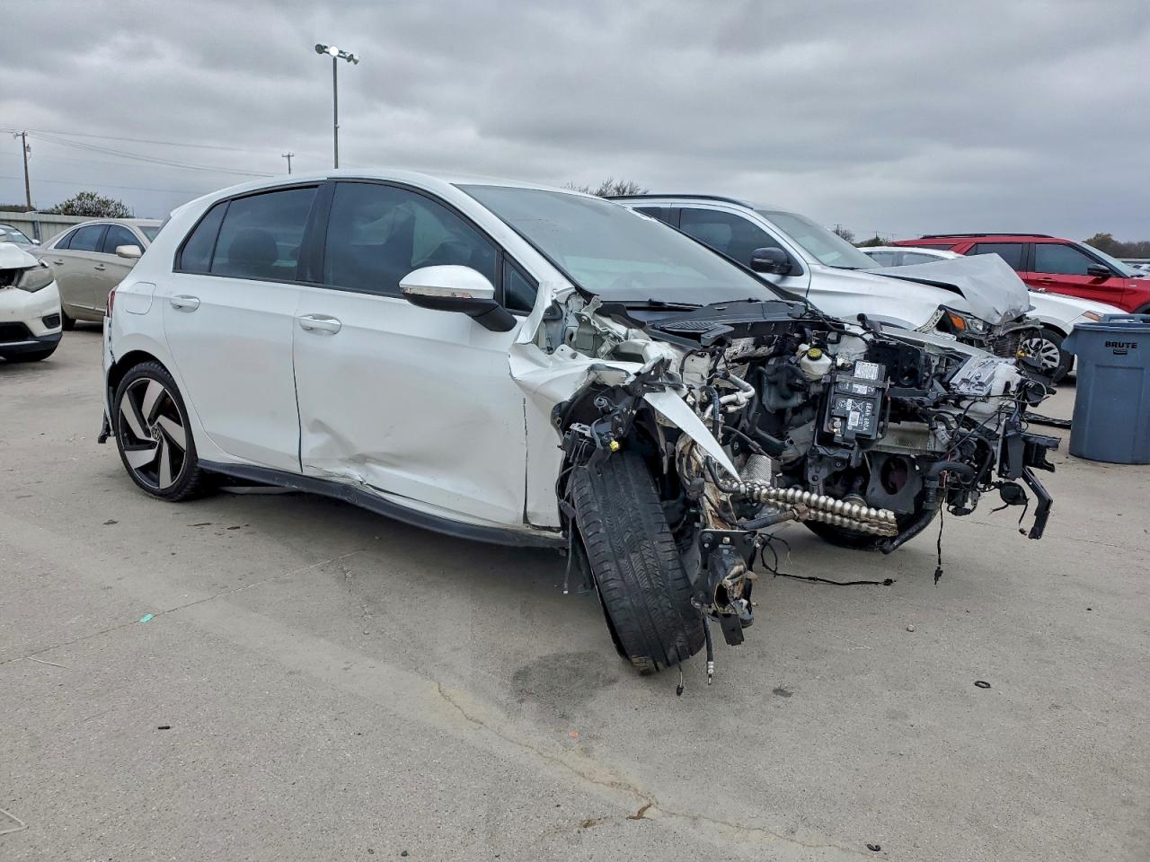 VOLKSWAGEN GOLF GTI S