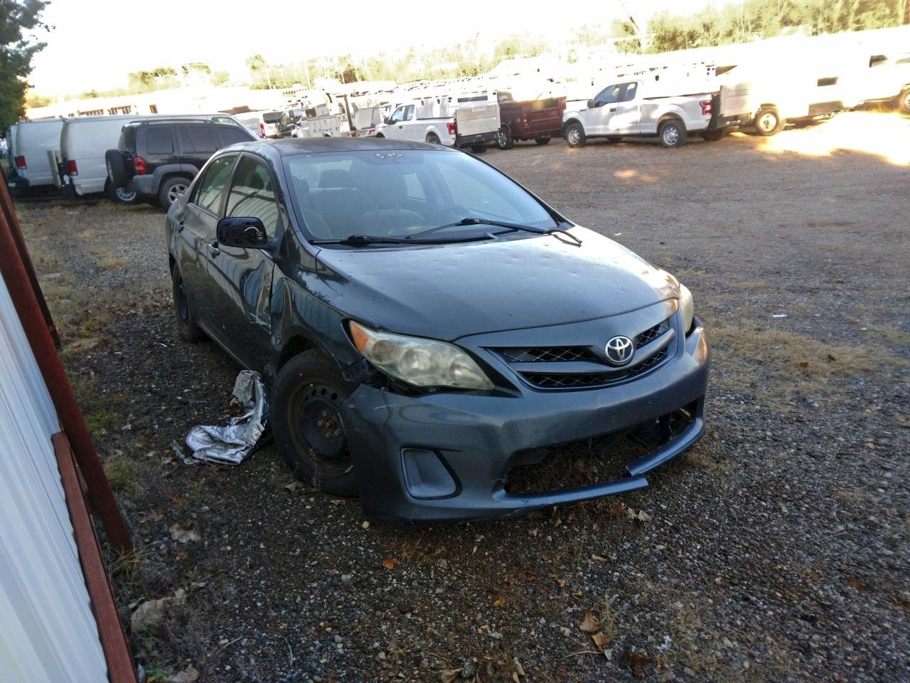 Lot #3311456241 2011 TOYOTA COROLLA BA