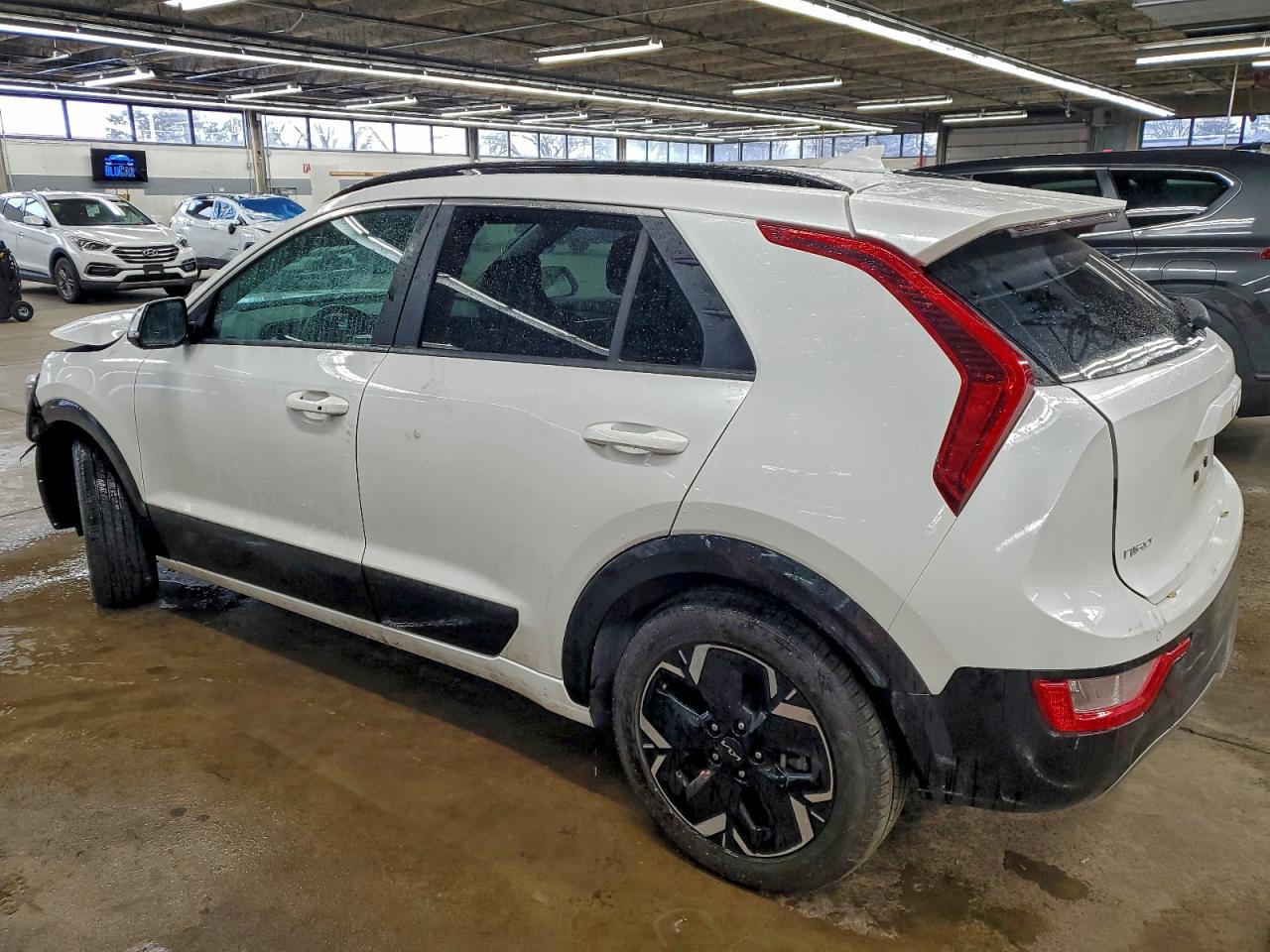 KIA NIRO WIND