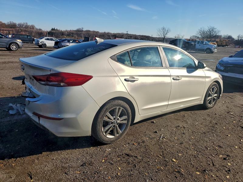 2018 HYUNDAI ELANTRA SE #3319158534