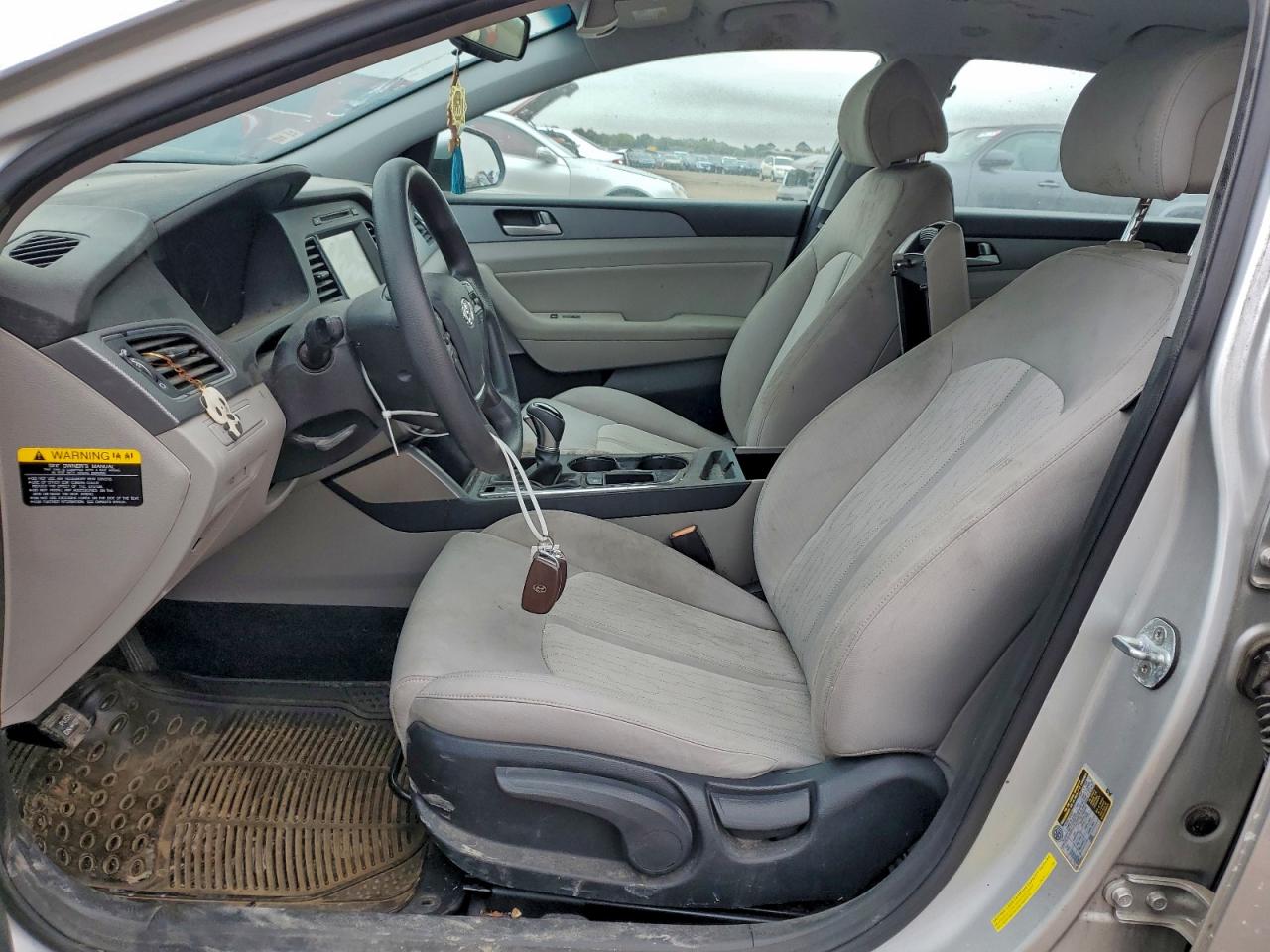 HYUNDAI SONATA HYBRID