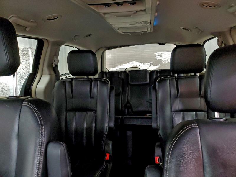 2011 CHRYSLER TOWN & COU #3310597093