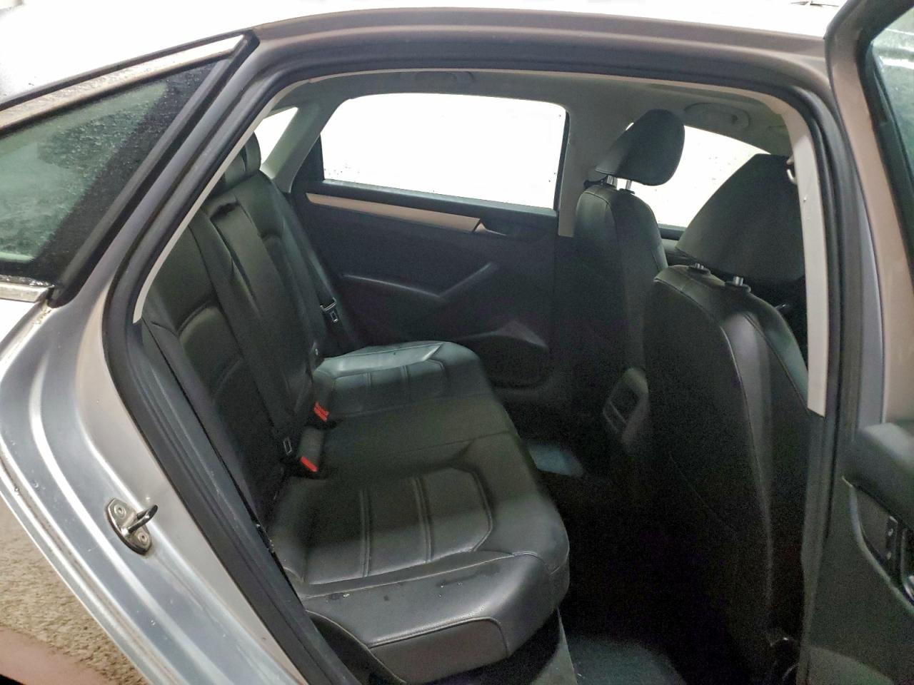 Lot #3311581782 2012 VOLKSWAGEN PASSAT SE