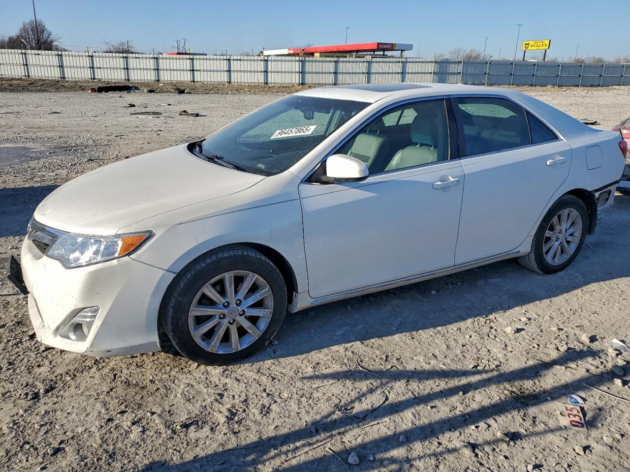 TOYOTA CAMRY SE