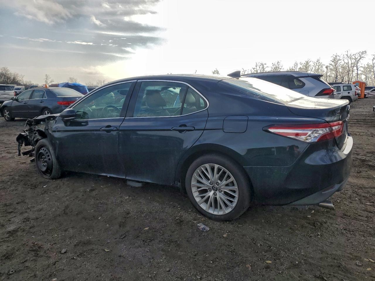 Lot #3309627113 2020 TOYOTA CAMRY XLE