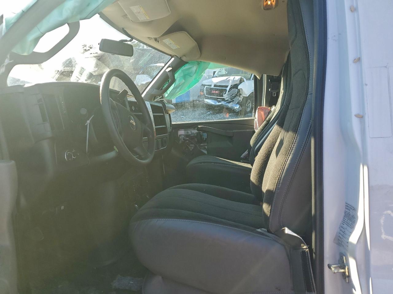 Lot #3312843088 2024 CHEVROLET EXPRESS G2