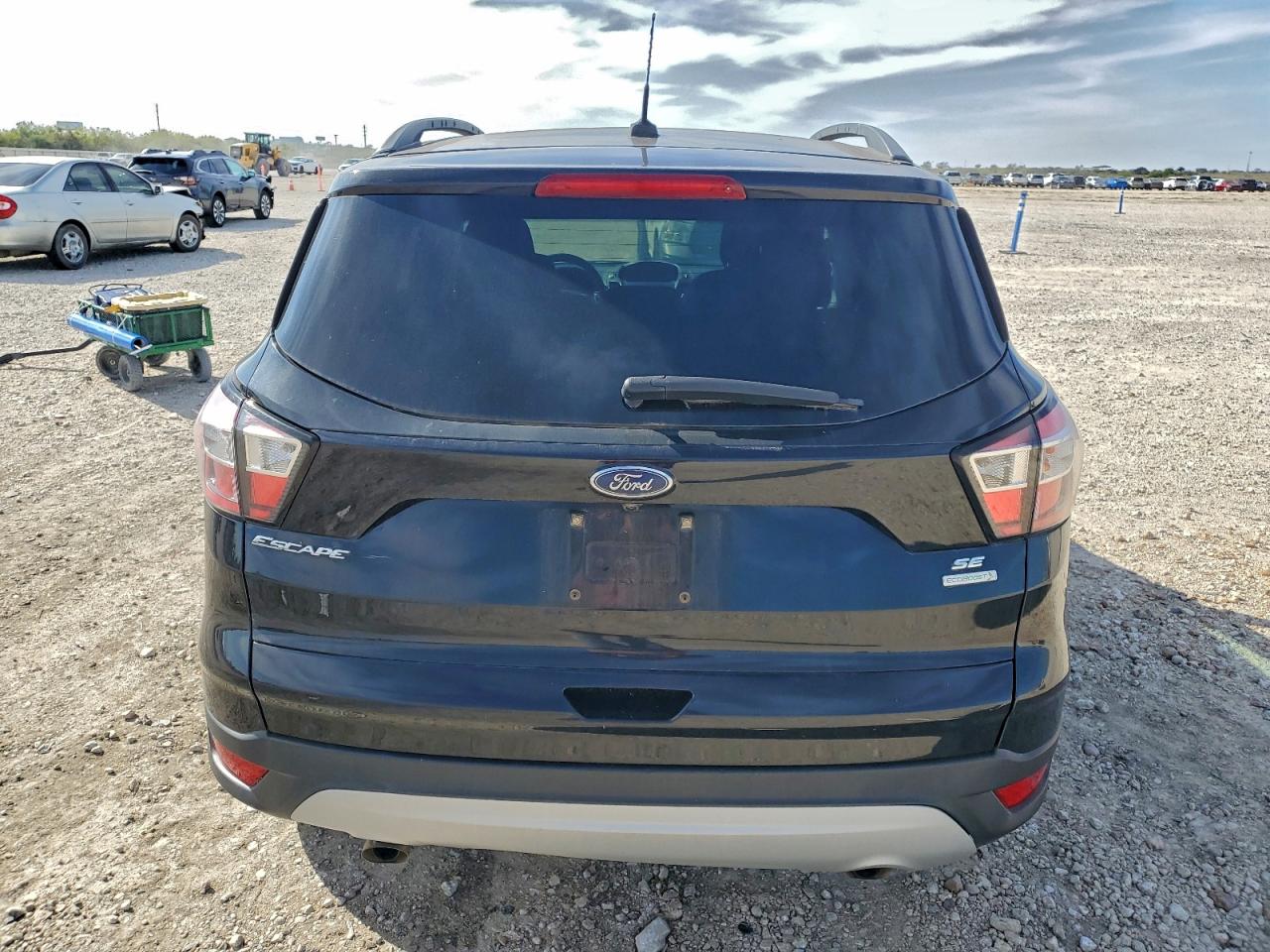 Lot #3309220628 2018 FORD ESCAPE SE