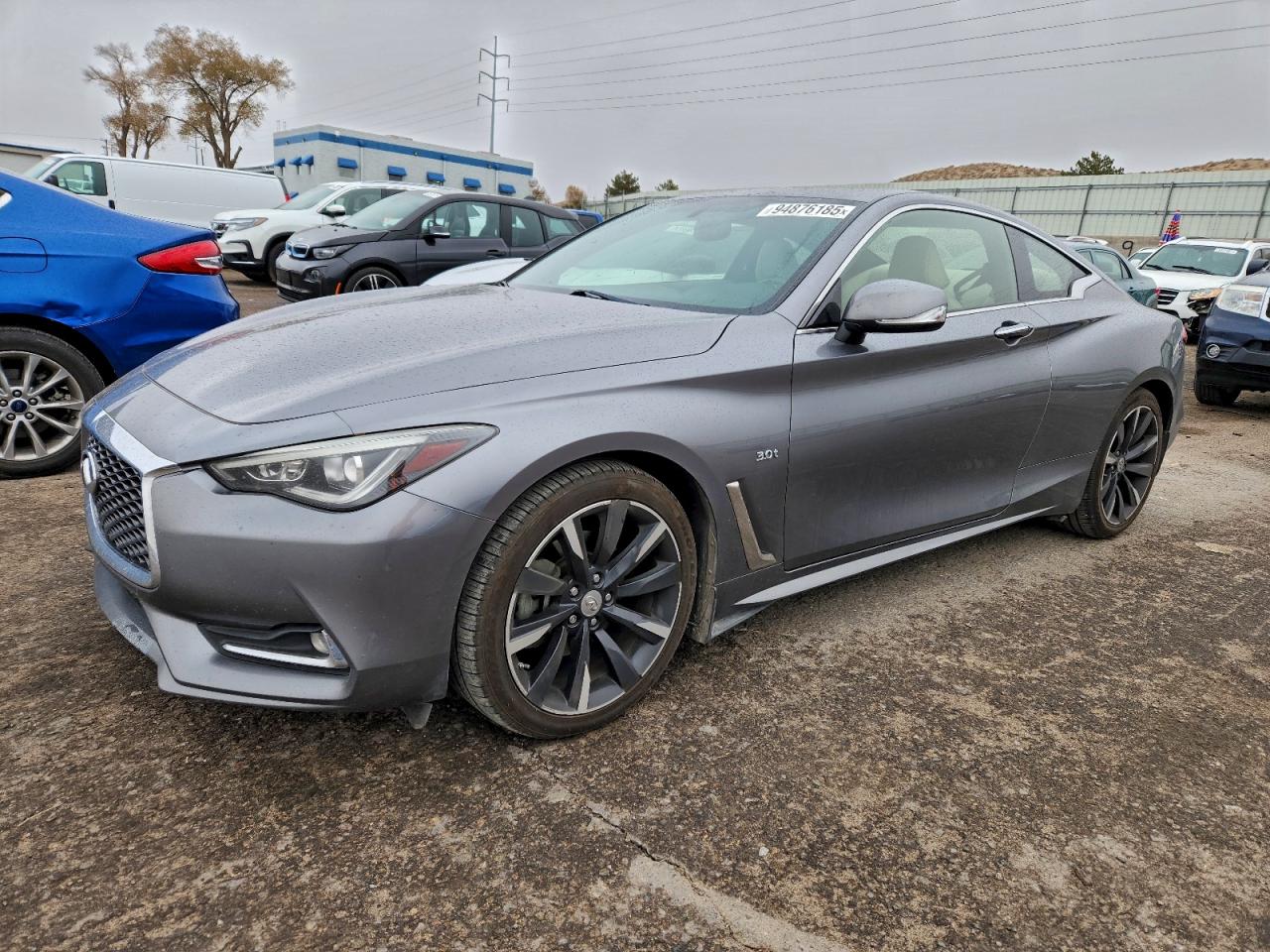 INFINITI Q60 LUXE 300