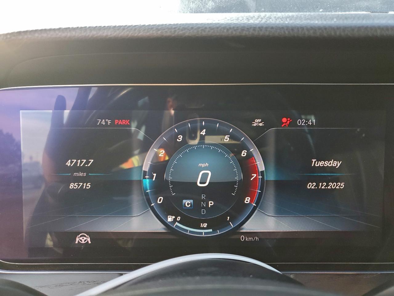 MERCEDES-BENZ E-CLASS 300