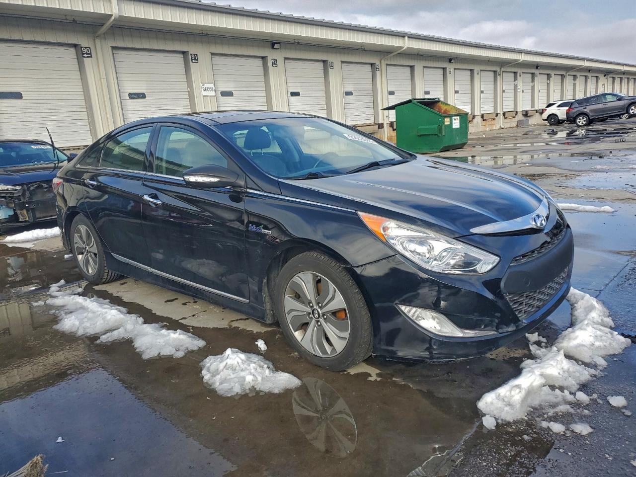 HYUNDAI SONATA HYBRID