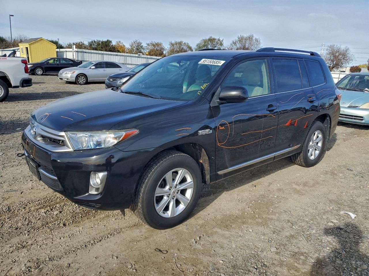 Lot #3318014517 2012 TOYOTA HIGHLANDER