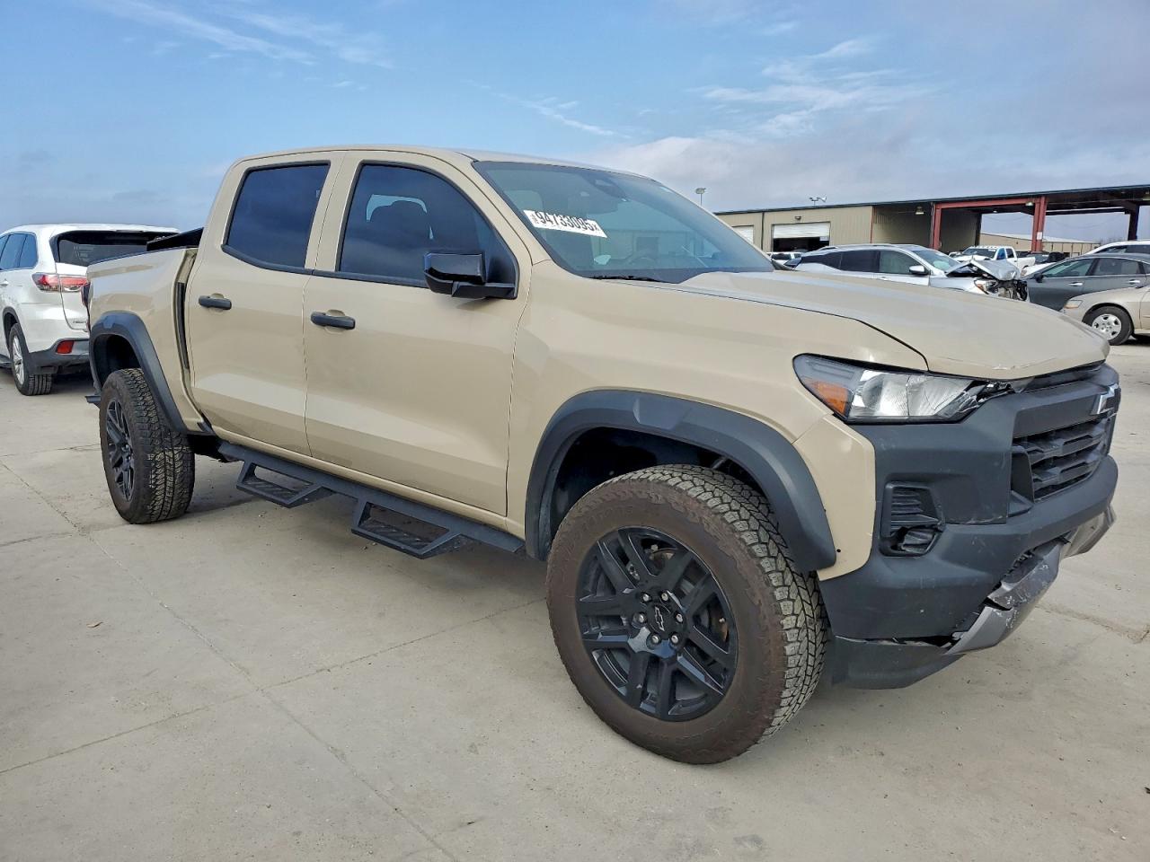 Lot #3318142372 2024 CHEVROLET COLORADO T