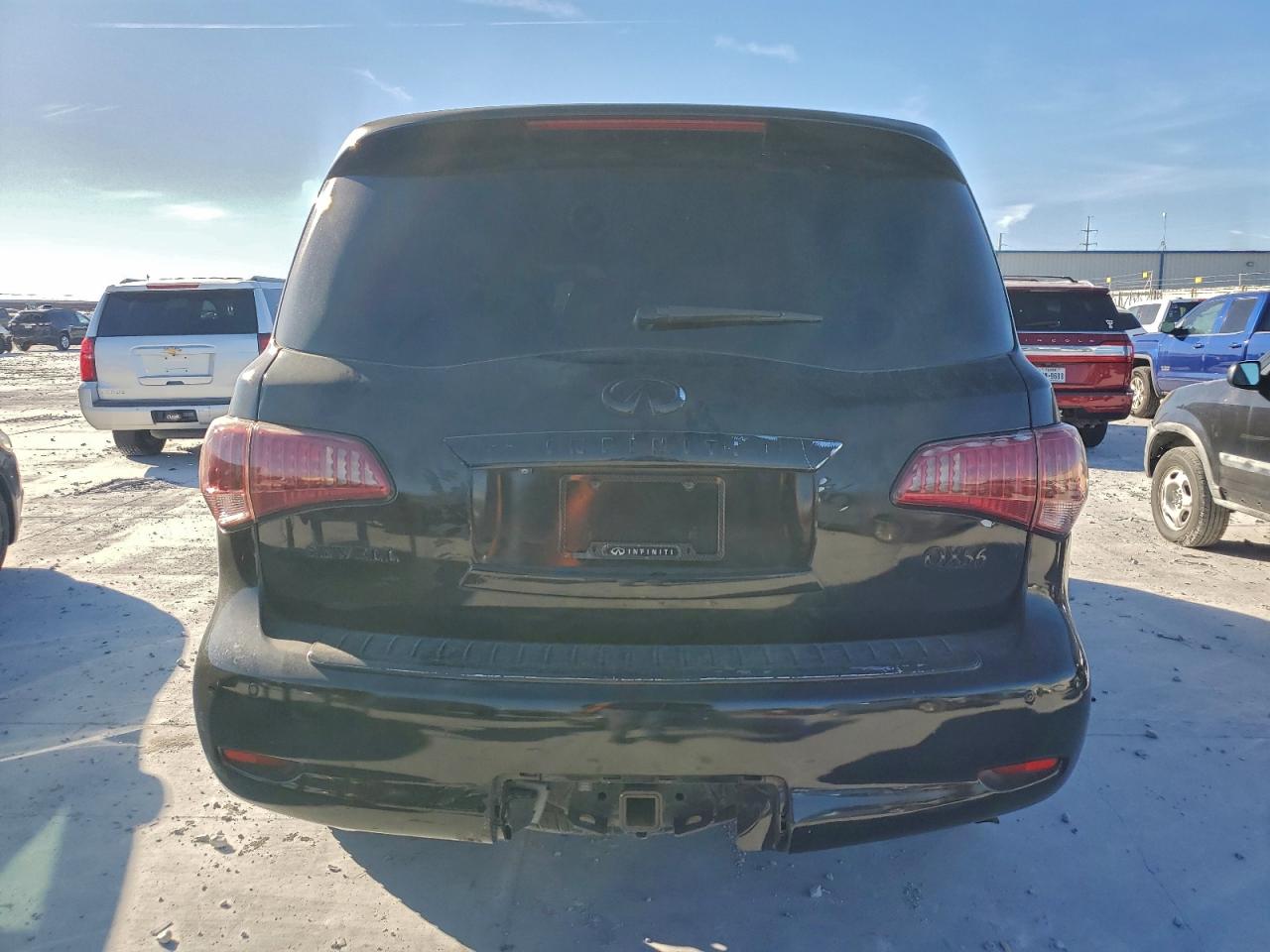 INFINITI QX56