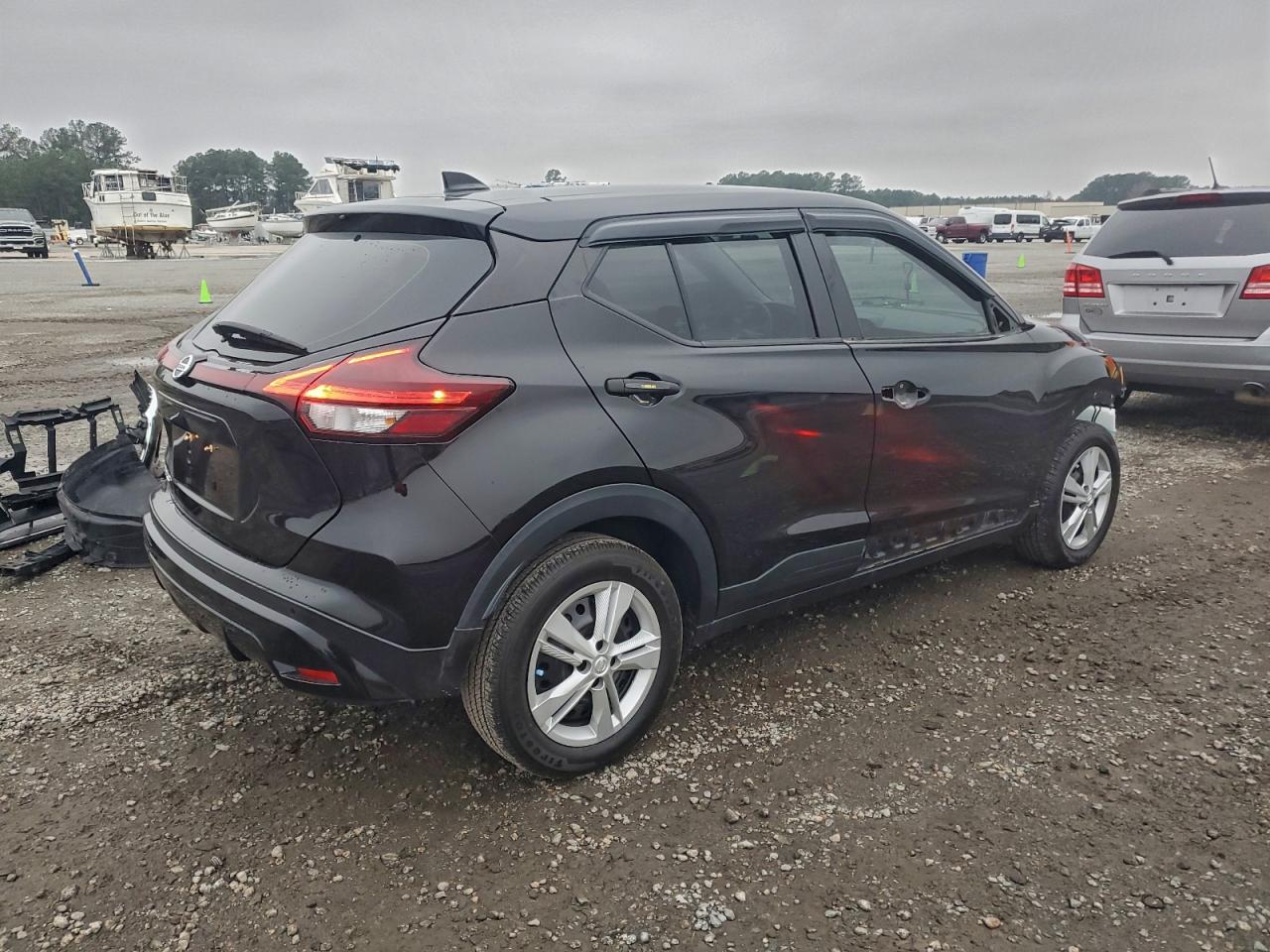 Lot #3309624131 2021 NISSAN KICKS S