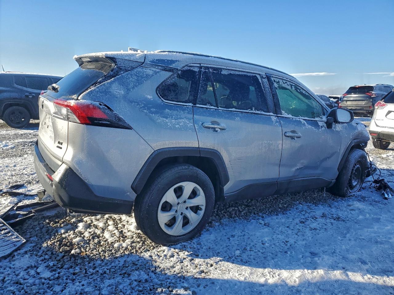 TOYOTA RAV4 LE