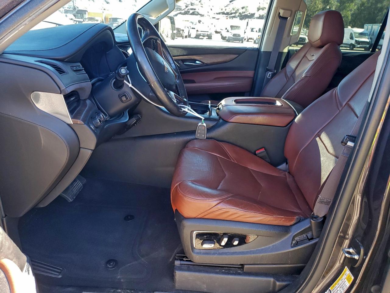 CADILLAC ESCALADE ESV PREMIUM