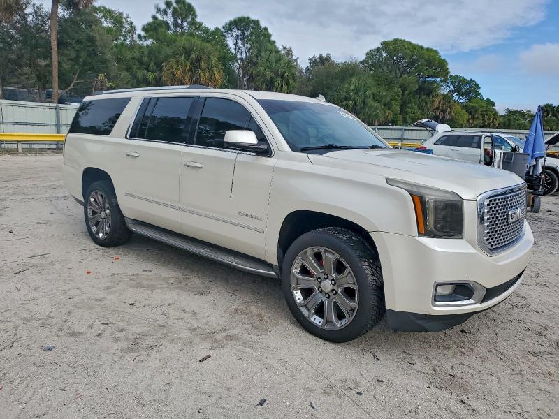 2015 GMC YUKON XL #3308267158