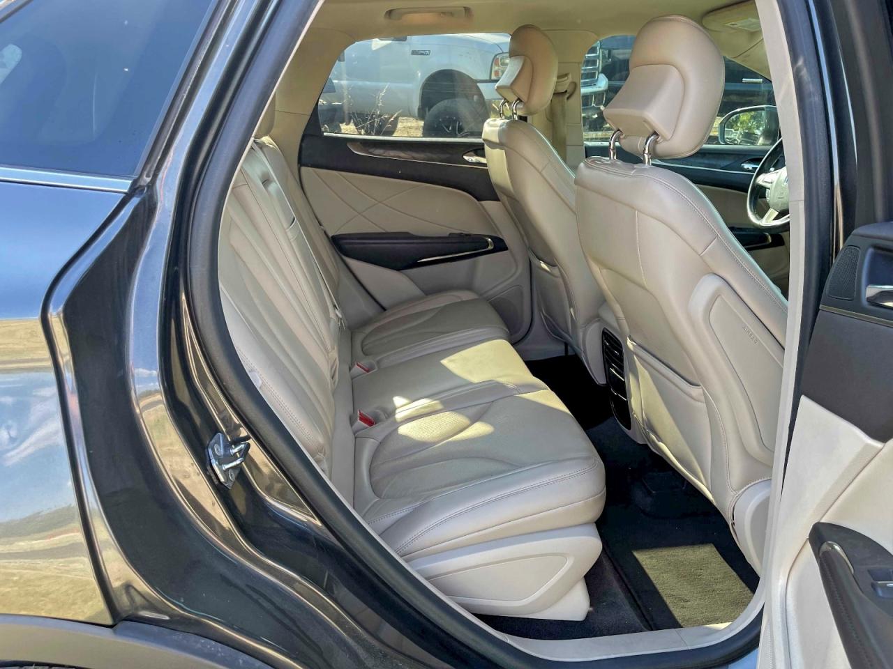 Lot #3308206183 2017 LINCOLN MKC RESERV