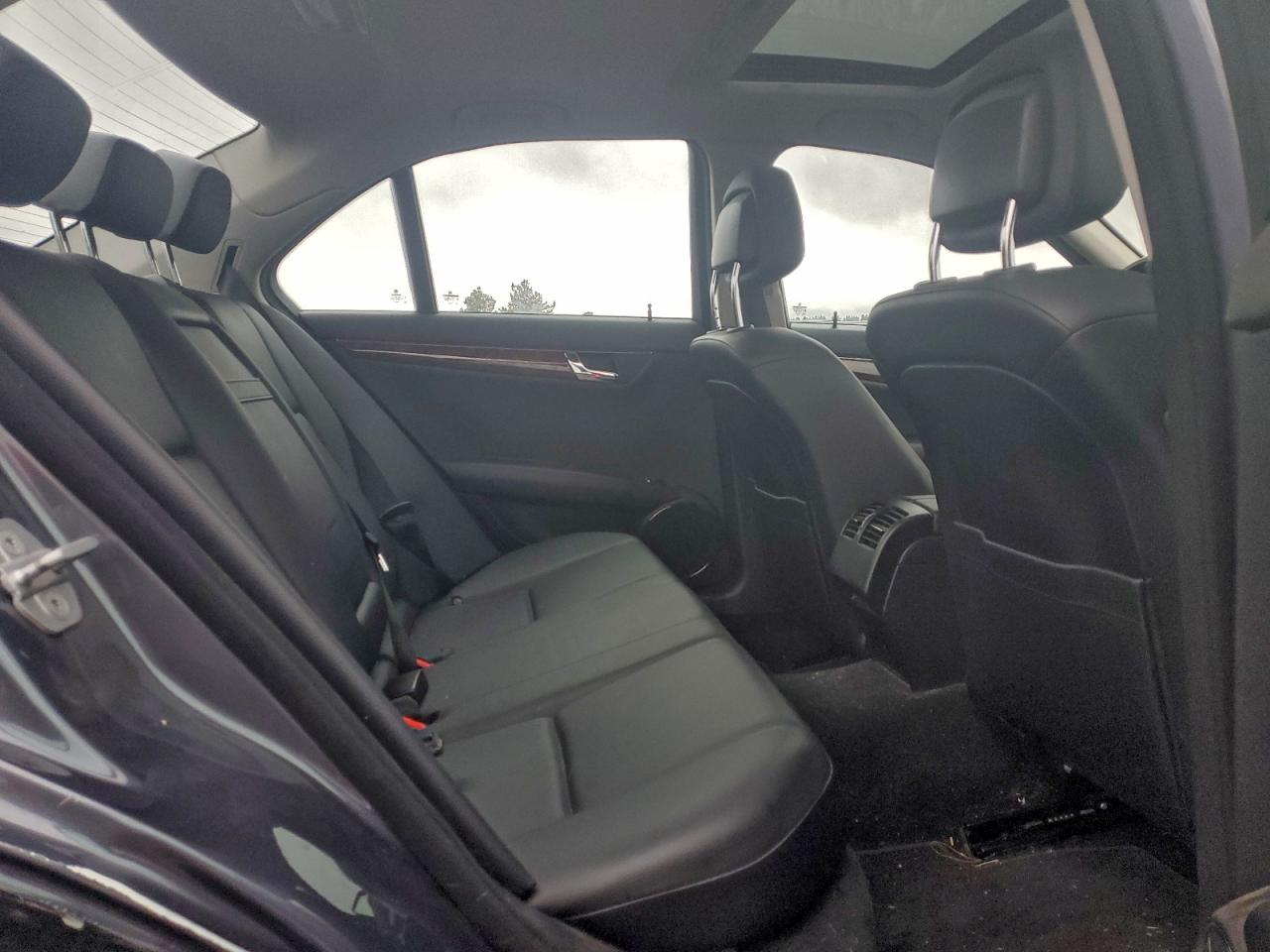 Lot #3316120233 2011 MERCEDES-BENZ C 300 4MAT