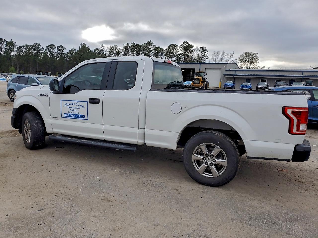 FORD F-150 SUPER CAB