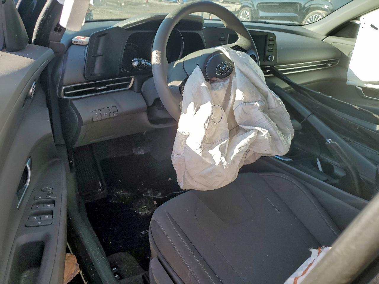 Lot #3311609244 2023 HYUNDAI ELANTRA SE