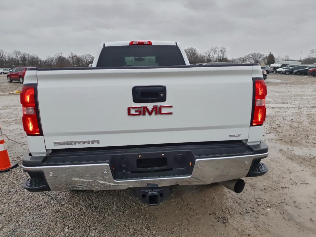 Lot #3310322023 2017 GMC SIERRA K35