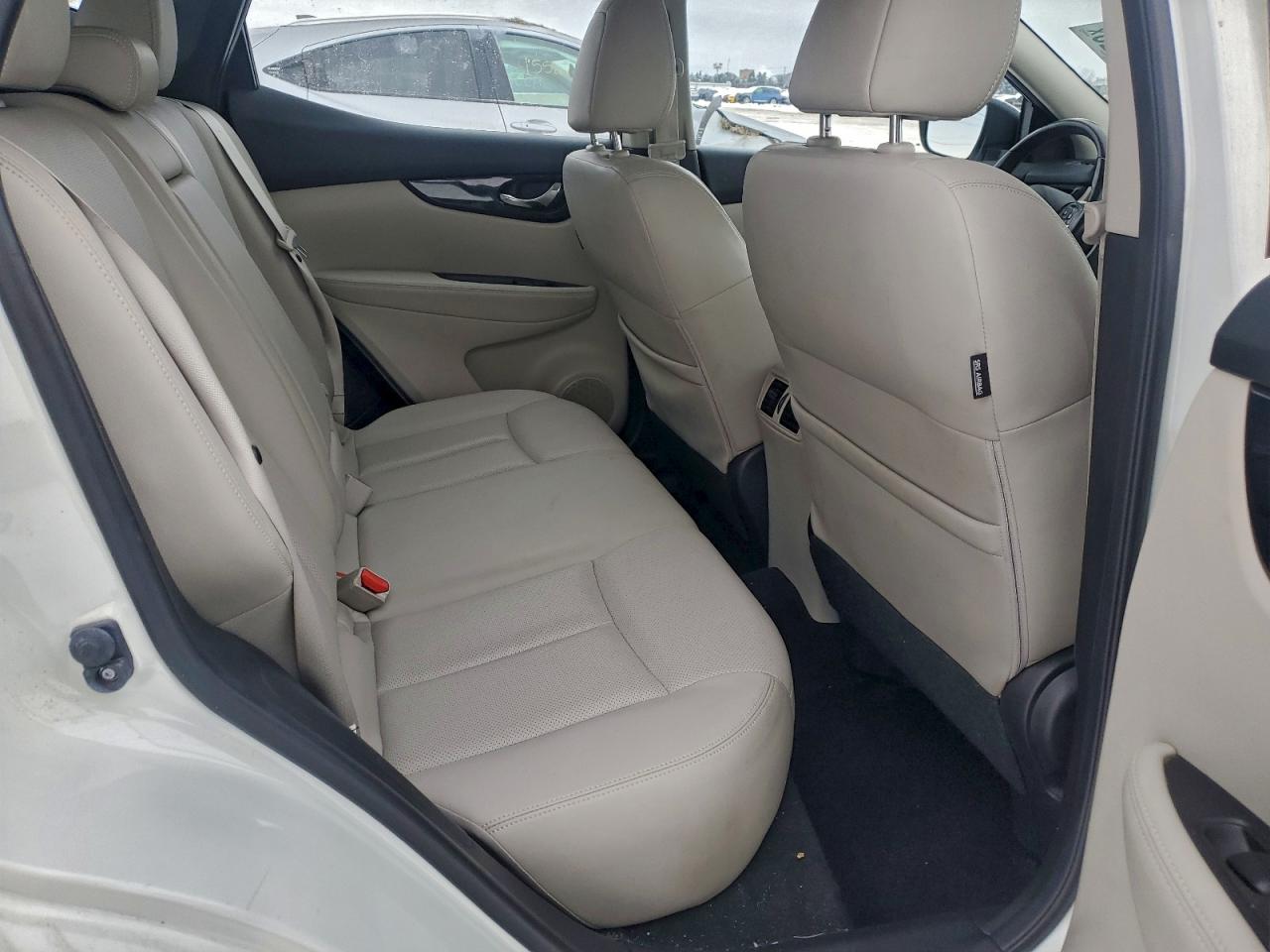 NISSAN ROGUE SPORT S