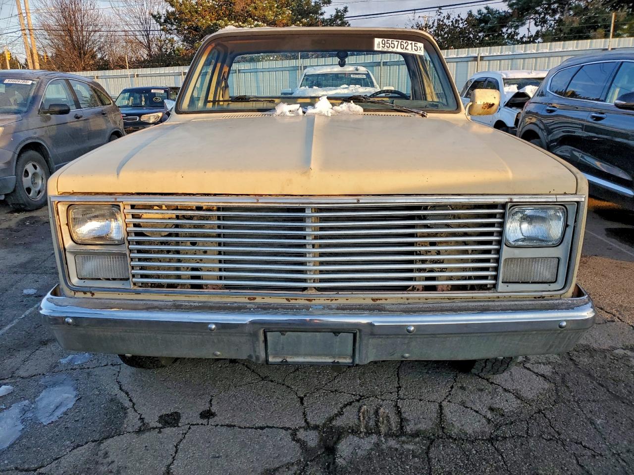 Lot #3305398301 1983 GMC C1500