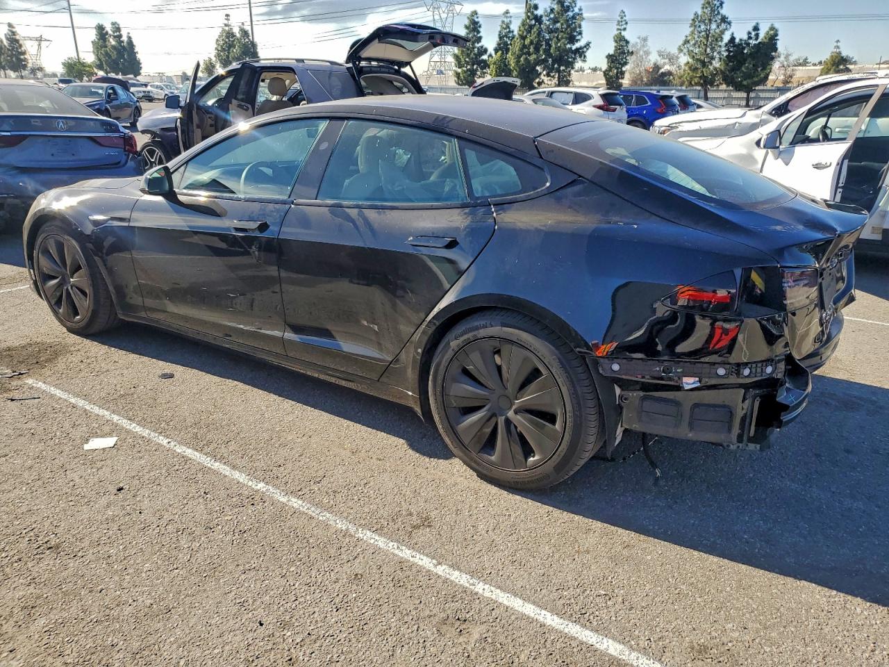 TESLA MODEL S