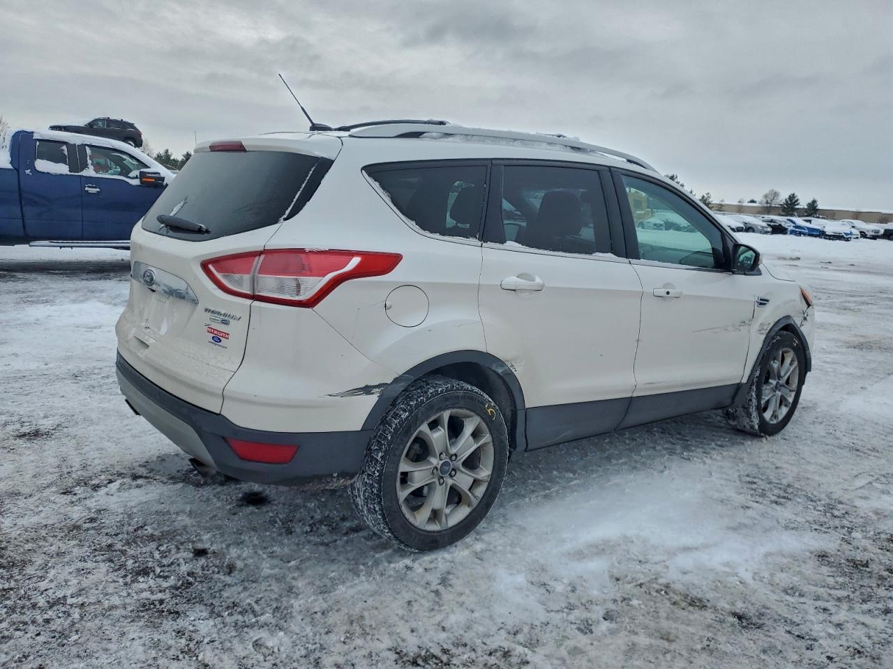 FORD ESCAPE TITANIUM
