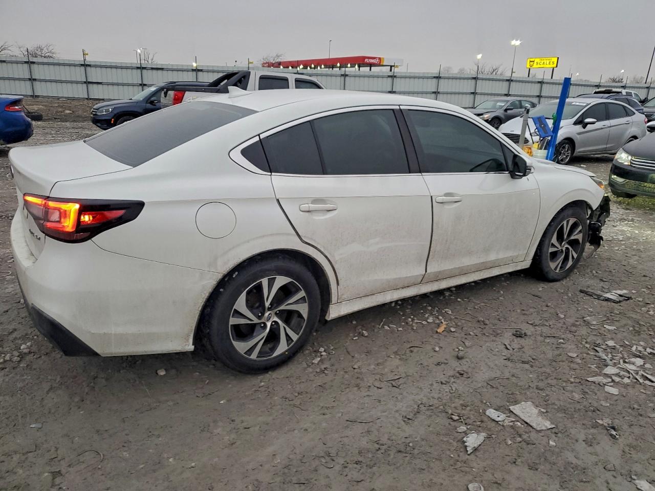 SUBARU LEGACY PREMIUM