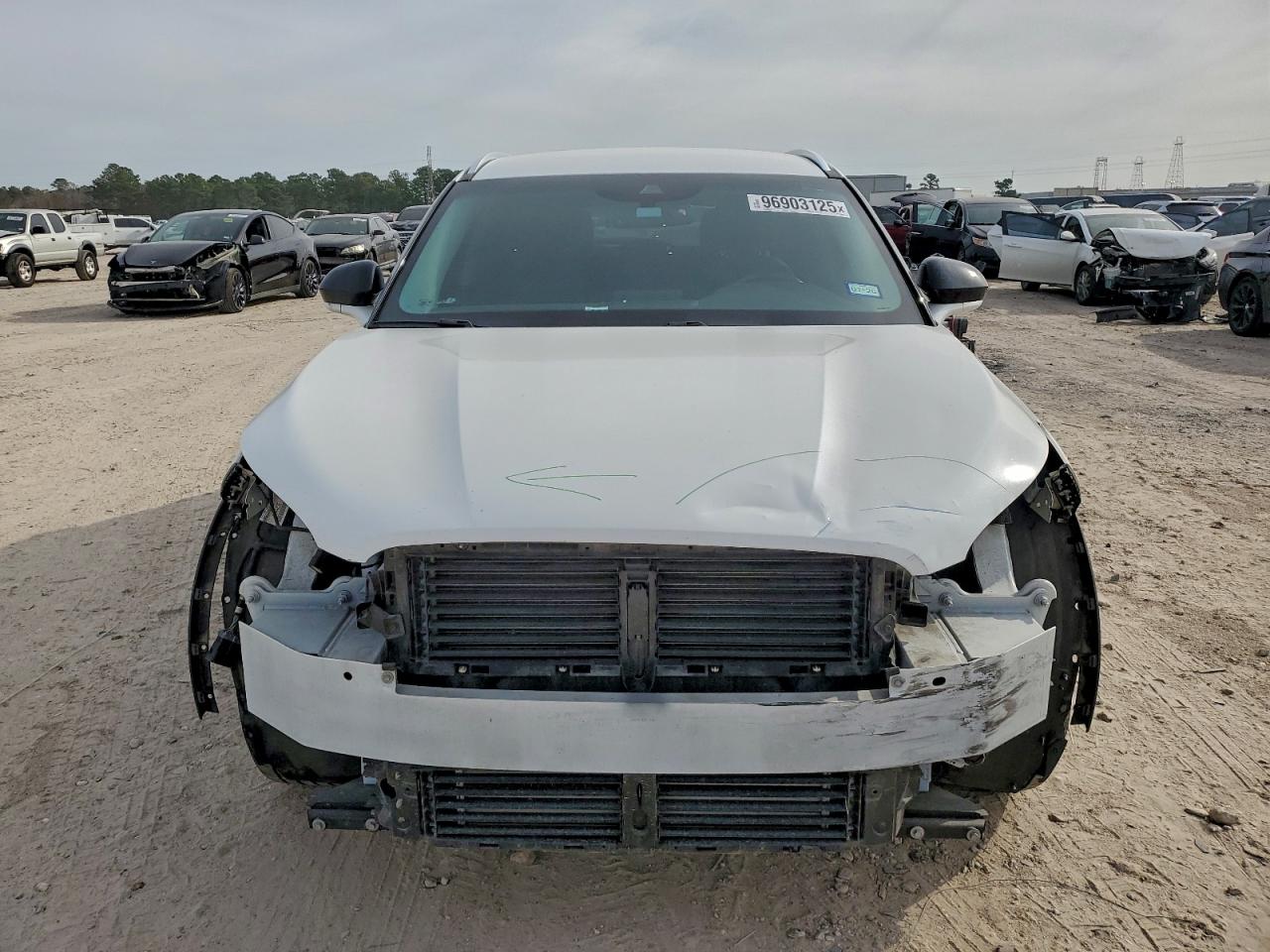 Lot #3318022401 2020 LINCOLN CORSAIR