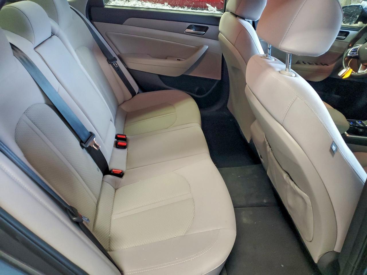 HYUNDAI SONATA SPORT