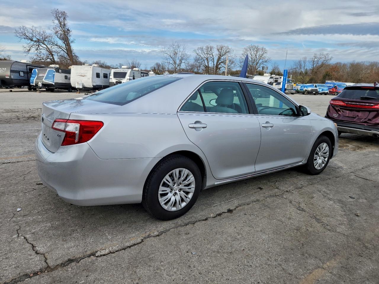 TOYOTA CAMRY L