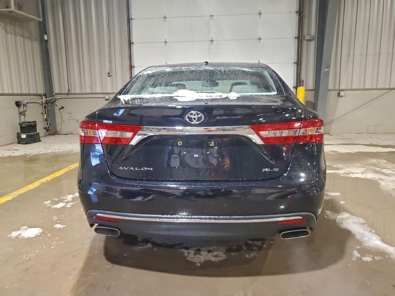 TOYOTA AVALON XLE
