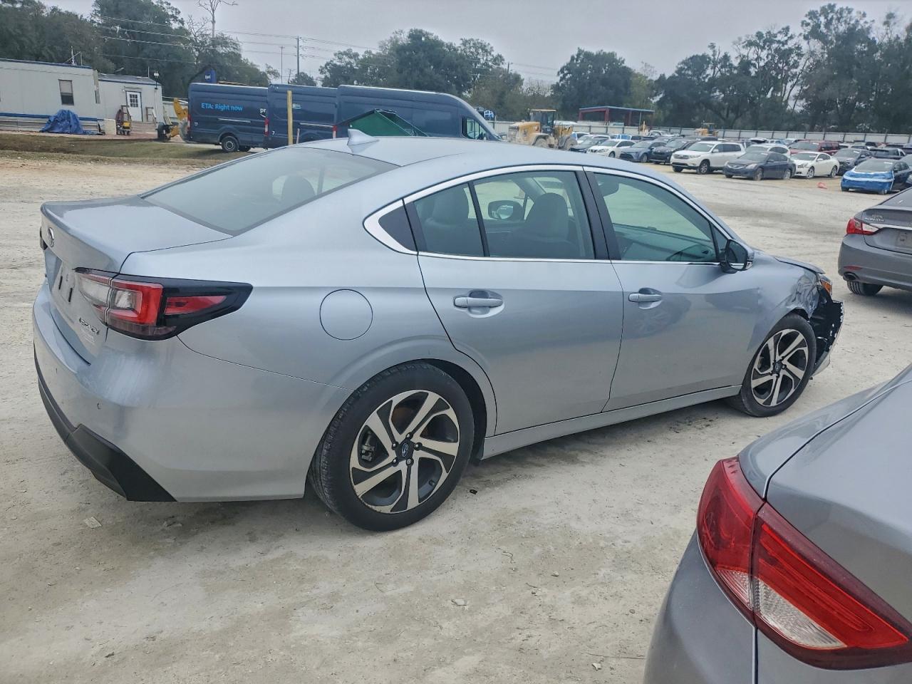 SUBARU LEGACY LIMITED