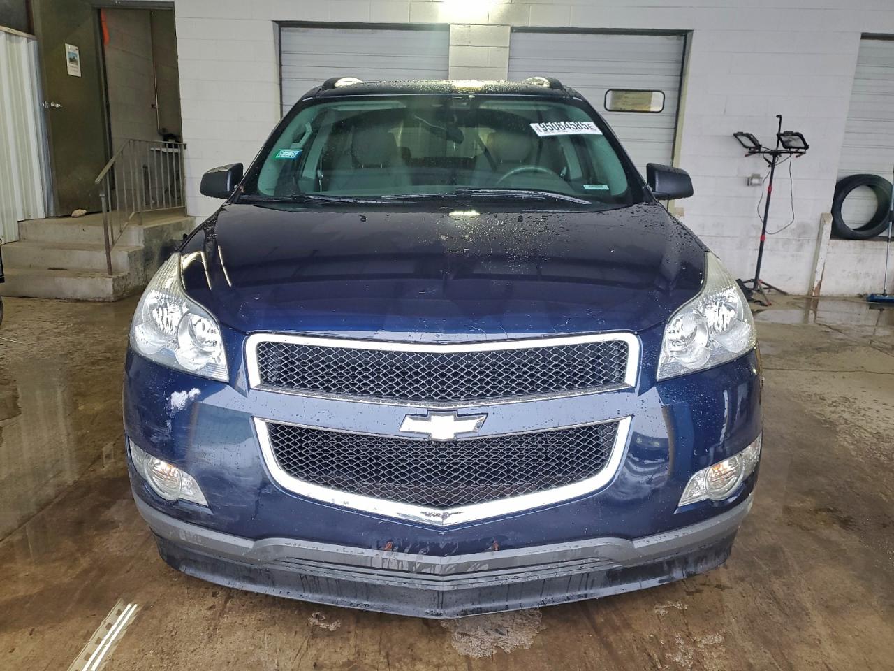 CHEVROLET TRAVERSE LS
