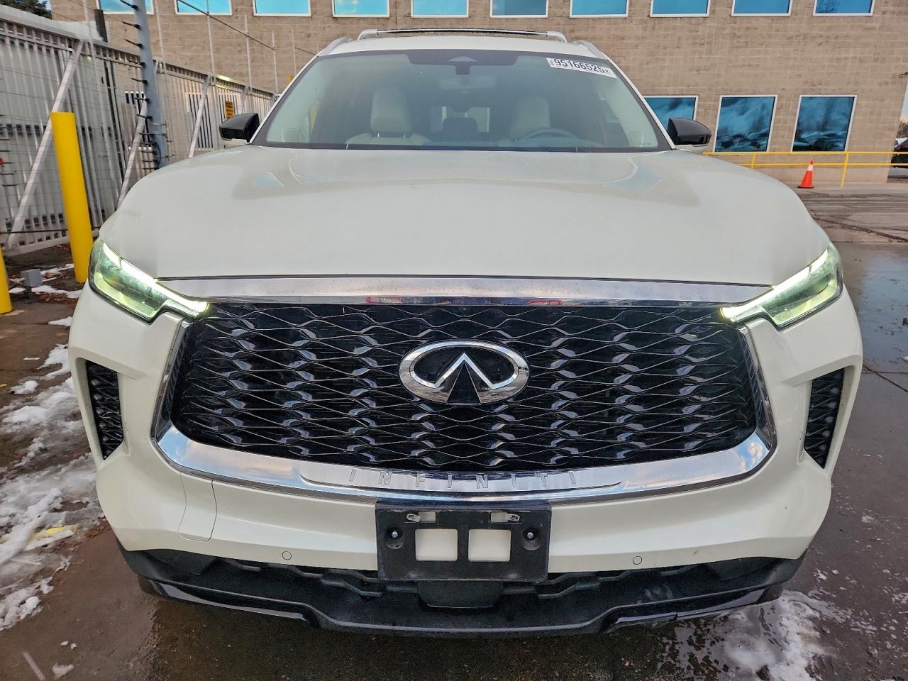 INFINITI QX60 LUXE