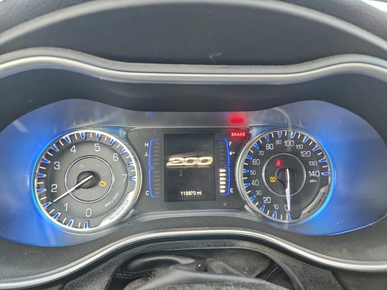 CHRYSLER 200 LIMITED