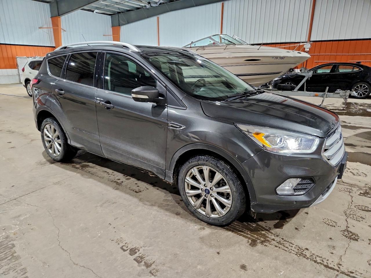 FORD ESCAPE TITANIUM