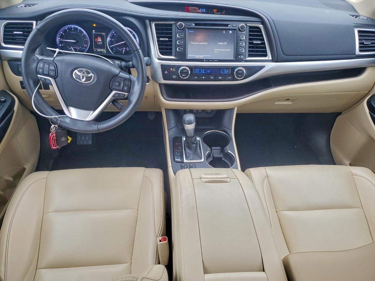TOYOTA HIGHLANDER SE