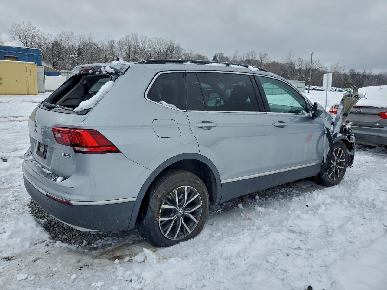 VOLKSWAGEN TIGUAN SE