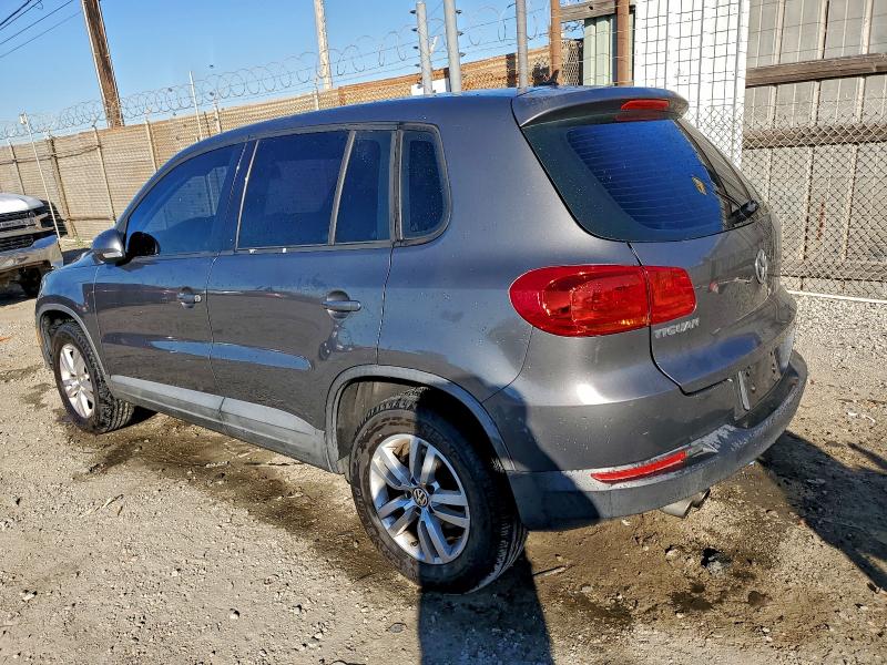 2012 VOLKSWAGEN TIGUAN S #3308360302