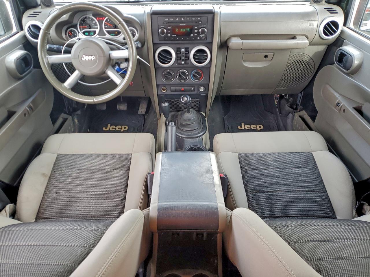 JEEP WRANGLER SAHARA