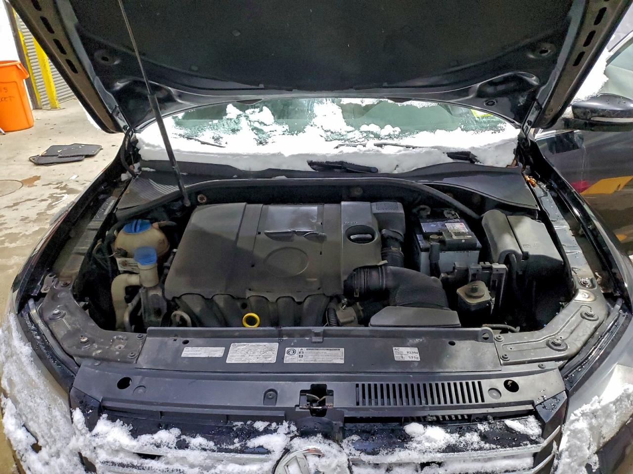 VOLKSWAGEN PASSAT SE